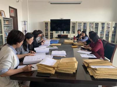 外國語學院開展期中教學檔案檢查及教師座談會，提升教學質量，強化招生輔助服務